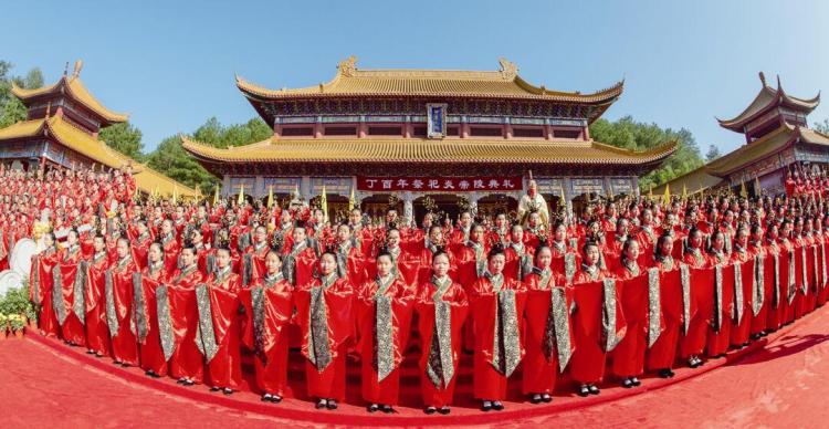 常有后人在炎帝陵举行祭祀典礼